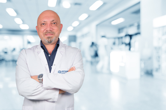 Op. Dr. Abidin Yıldırım